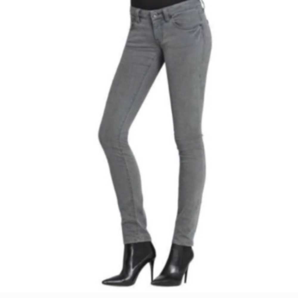 Gray CAbi skinny jeans Size 8